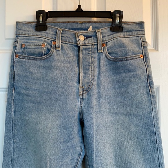 Wedgie Levi’s jeans - Picture 2 of 8